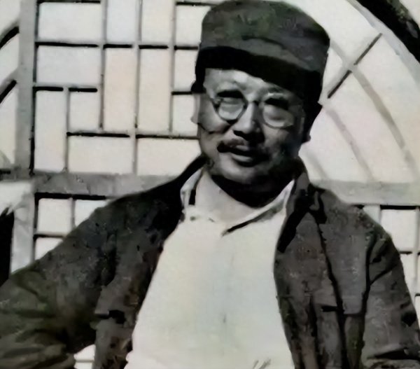 手机百家家乐app下载 1945年, 毛主席去重庆斟酌, 上飞机前看到李克农哭了, 开了个打趣